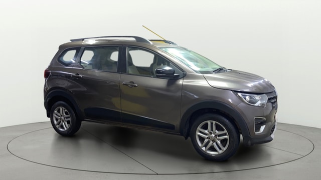 View Renault Triber Image 15 Used Renault Triber Image 15