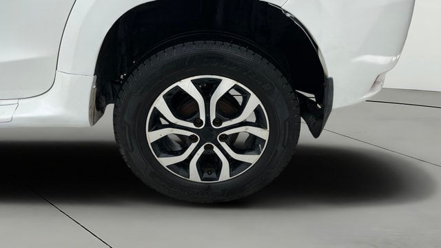 View Nissan Terrano Image 11 Used Nissan Terrano Image 11