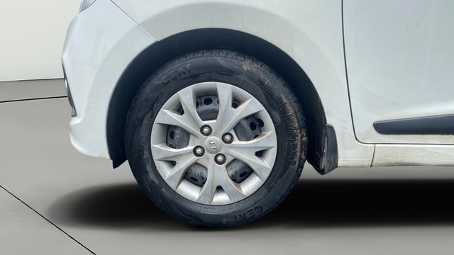 View Hyundai Grand i10 Image 27 Used Hyundai Grand i10 Image 27