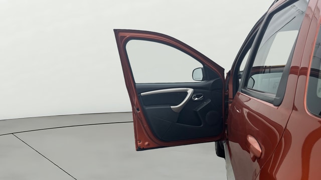 View Renault Duster Image 31 Used Renault Duster Image 31