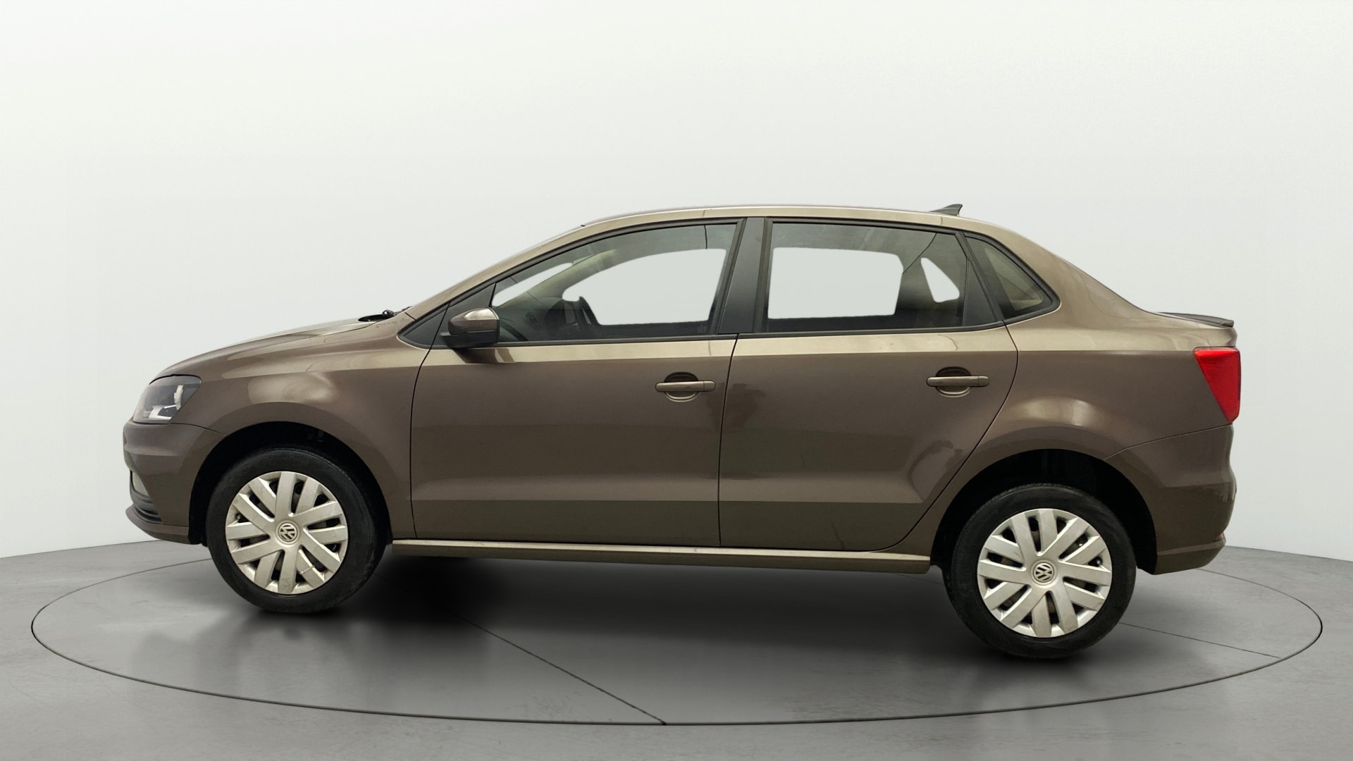 View 2017 Volkswagen Ameo 1.2L MPI Petrol Comfortline Image 5 Used 2017 Volkswagen Ameo 1.2L MPI Petrol Comfortline Image 5