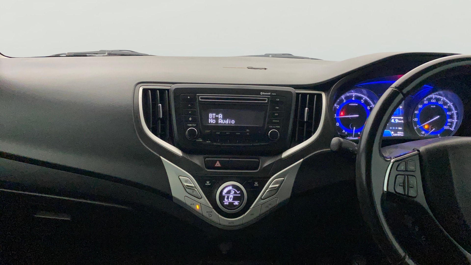 View 2017 Maruti Suzuki 1000 Base Variant Image 34 Used 2017 Maruti Suzuki 1000 Base Variant Image 34