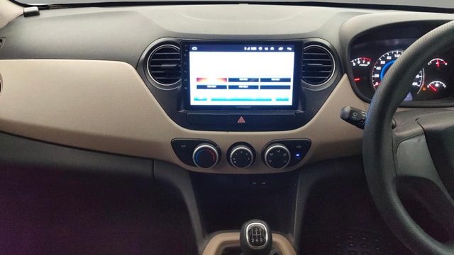 View Hyundai Grand i10 Image 31 Used Hyundai Grand i10 Image 31