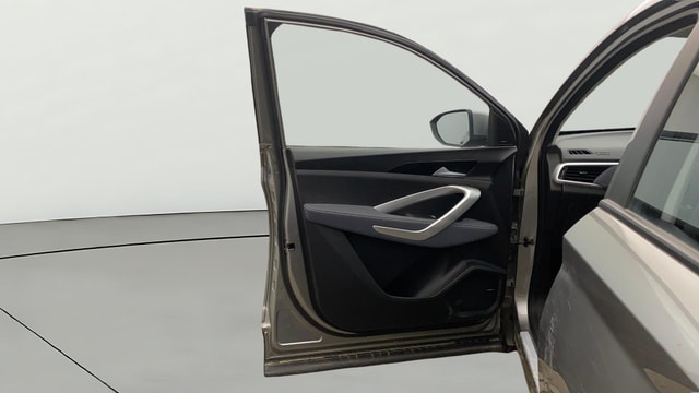 View MG Hector Image 39 Used MG Hector Image 39