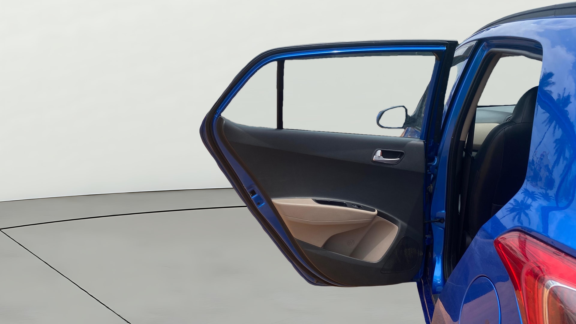 View 2019 Hyundai Grand i10 Sportz 1.2 Kappa Image 22 Used 2019 Hyundai Grand i10 Sportz 1.2 Kappa Image 22