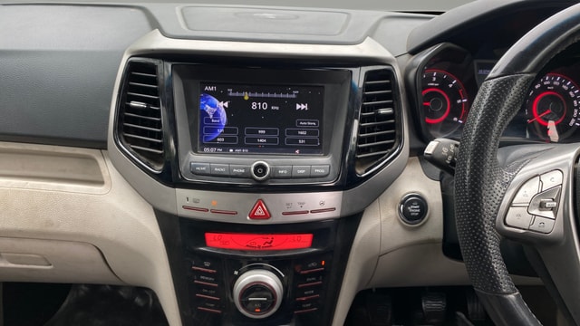 View Mahindra XUV300 Image 18 Used Mahindra XUV300 Image 18