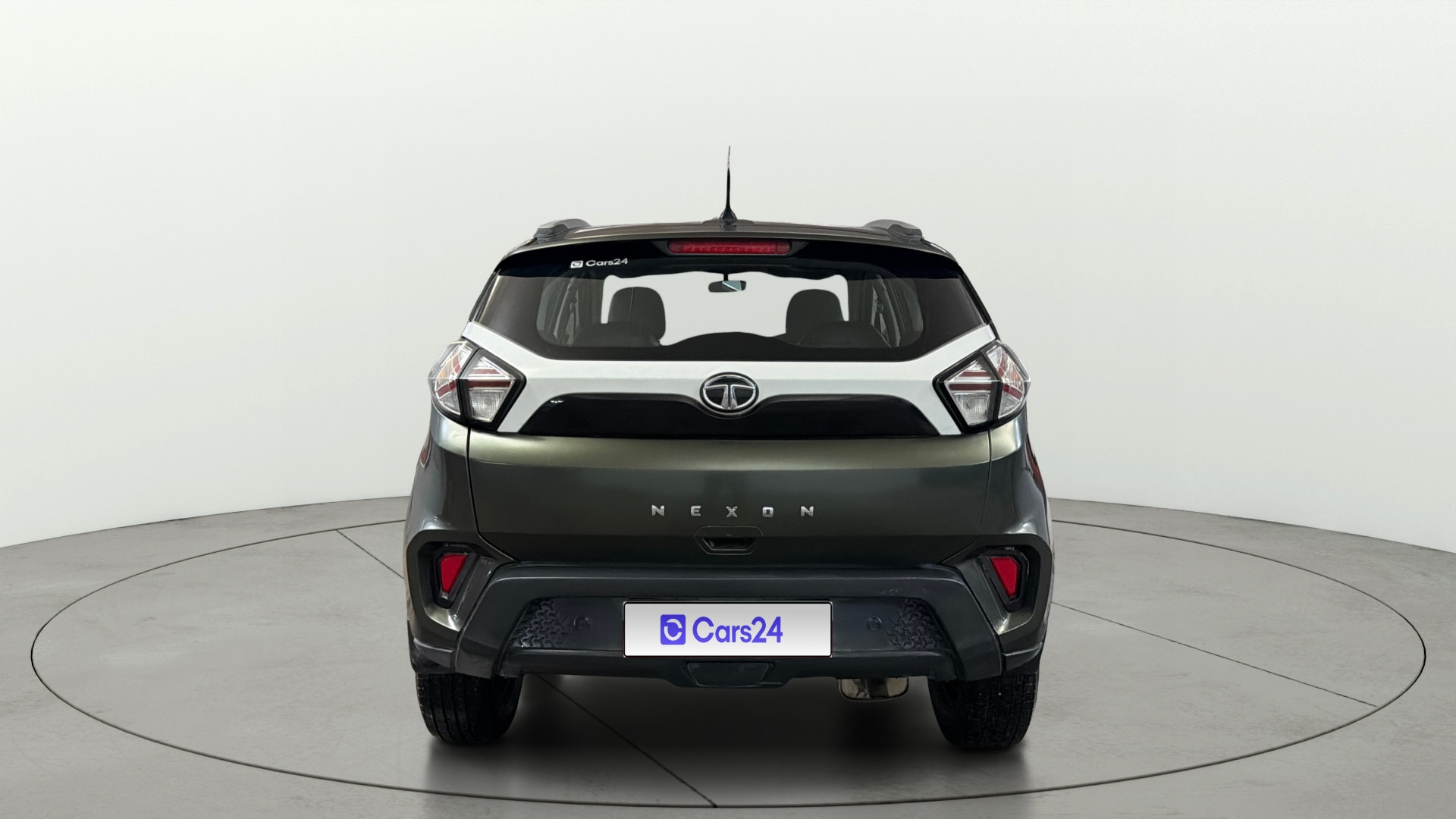 View 2020 Tata Nexon Revotron XMA AMT Image 38 Used 2020 Tata Nexon Revotron XMA AMT Image 38
