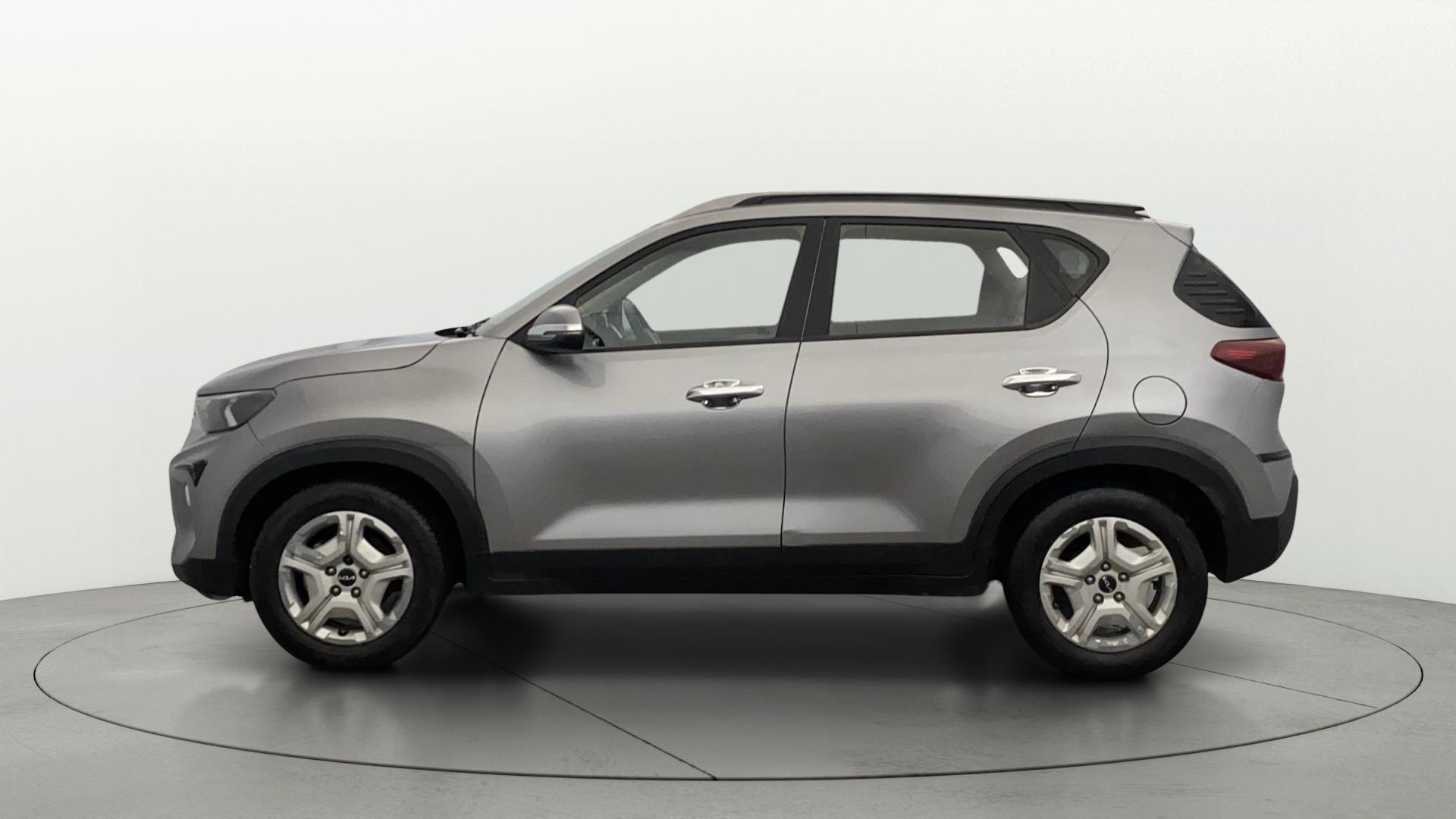 View 2021 Kia Sonet HTK Plus Petrol Image 6 Used 2021 Kia Sonet HTK Plus Petrol Image 6