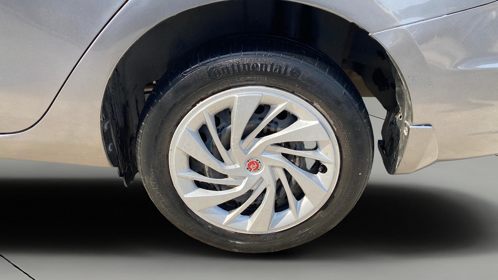 View 2018 Maruti Suzuki 1000 Base Variant Image 11 Used 2018 Maruti Suzuki 1000 Base Variant Image 11