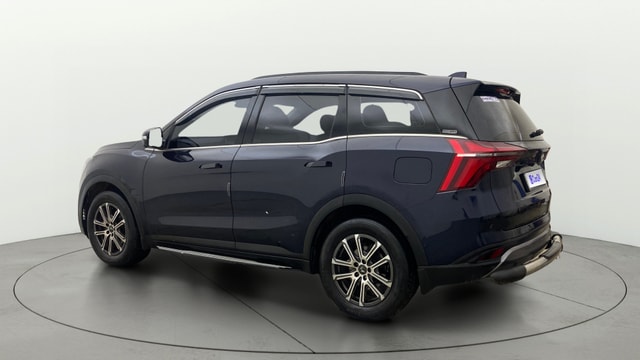View Mahindra XUV700 Image 2 Used Mahindra XUV700 Image 2