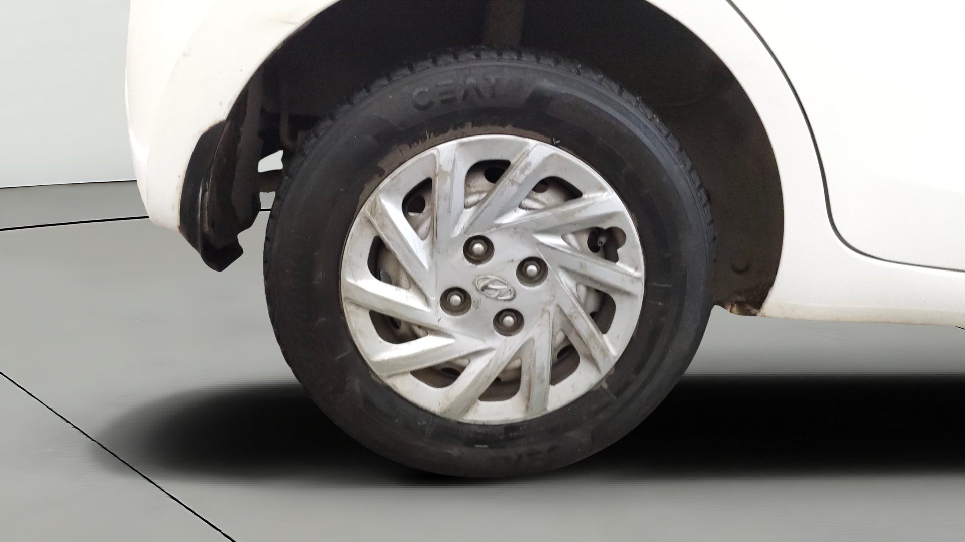 View 2022 Hyundai New Santro D-Lite Petrol Image 23 Used 2022 Hyundai New Santro D-Lite Petrol Image 23