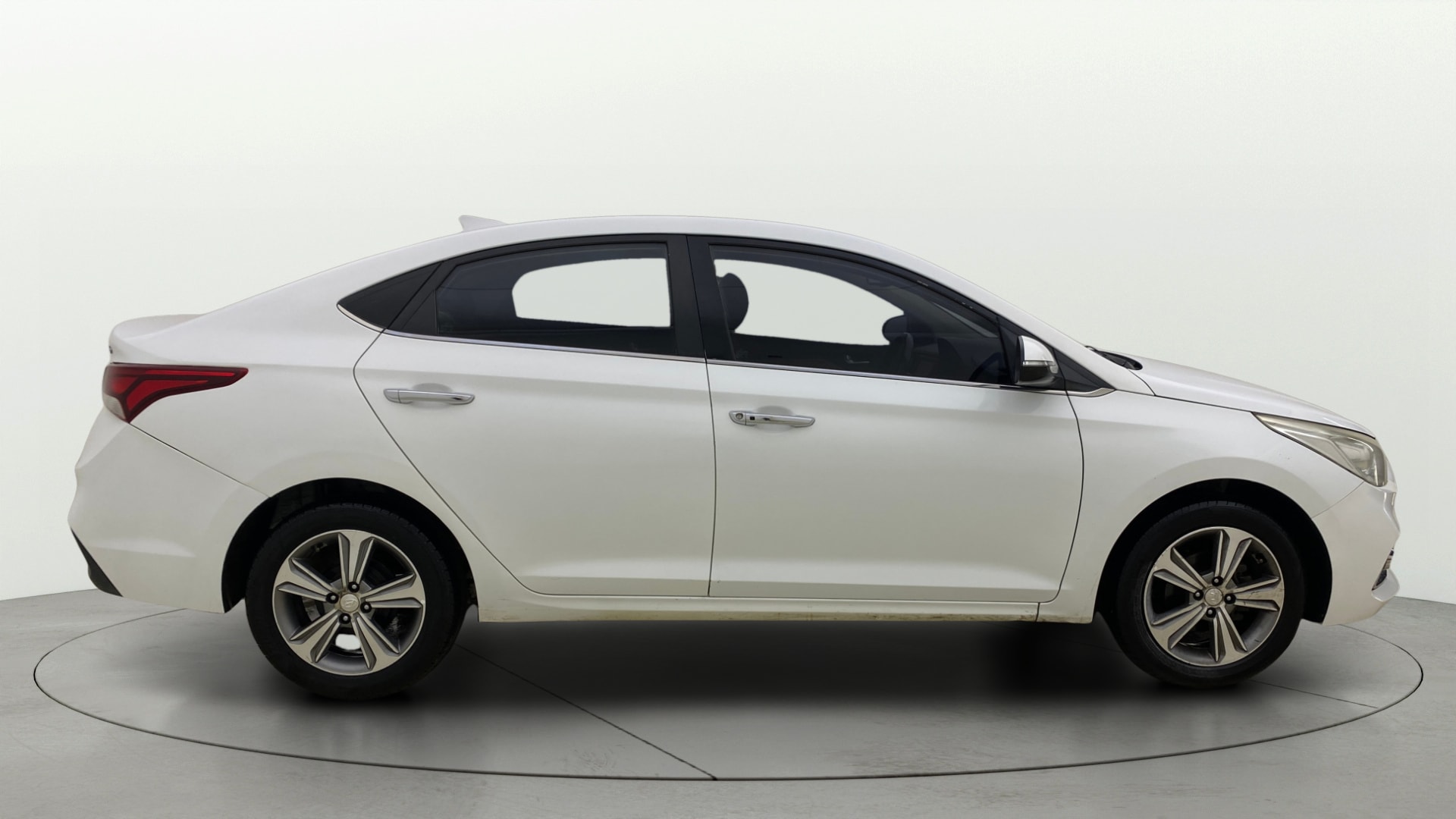Used 2018 Hyundai Verna Used 2018 Hyundai Verna