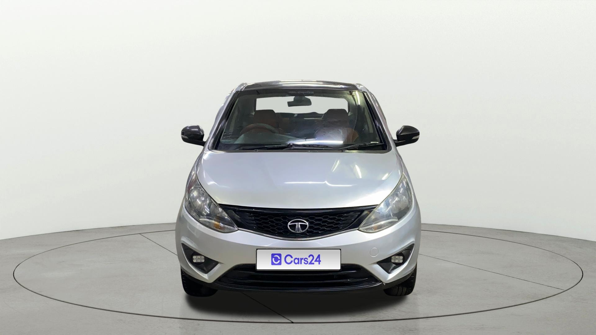 View 2018 Tata Zest Premio Image 1 Used 2018 Tata Zest Premio Image 1