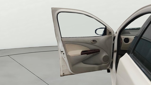 View Toyota Etios Liva Image 30 Used Toyota Etios Liva Image 30
