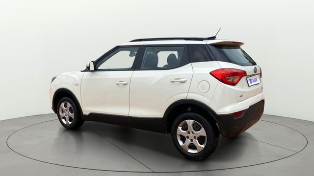 View Mahindra XUV300 Image 2 Used Mahindra XUV300 Image 2