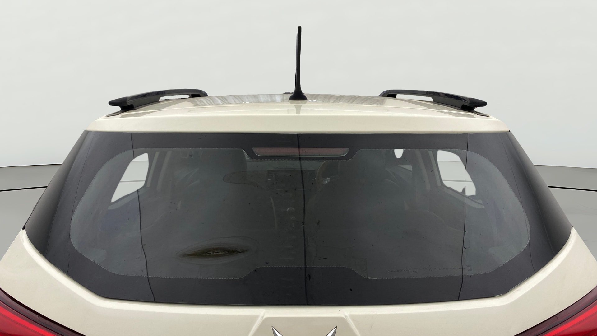 Used 2023 Mahindra XUV300 Used 2023 Mahindra XUV300