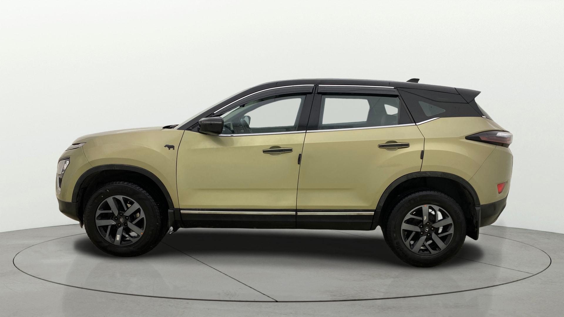 View 2022 Tata Harrier XE Image 27 Used 2022 Tata Harrier XE Image 27