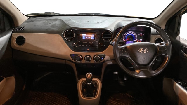 View Hyundai Grand i10 Image 15 Used Hyundai Grand i10 Image 15