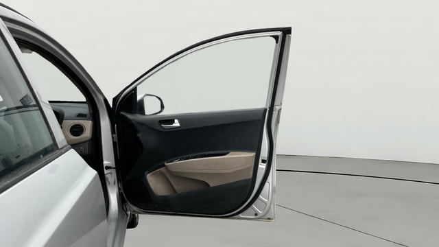 View Hyundai Grand i10 Image 43 Used Hyundai Grand i10 Image 43
