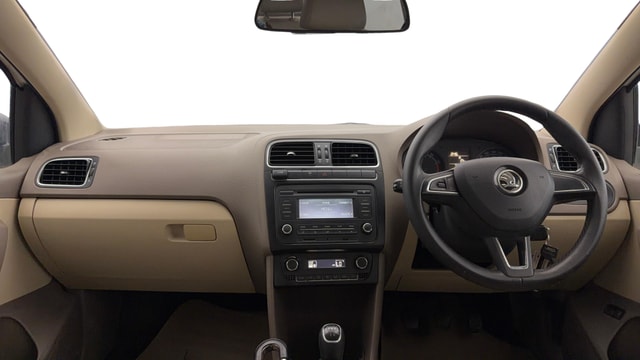 View Skoda Rapid Image 16 Used Skoda Rapid Image 16