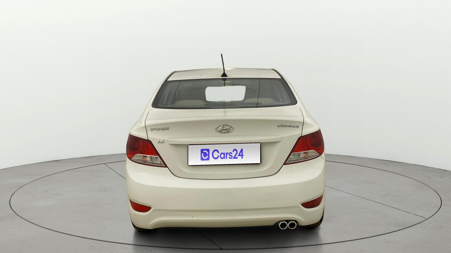 View 2014 Hyundai Fluidic Verna 1.4 VTVT CX Image 38 Used 2014 Hyundai Fluidic Verna 1.4 VTVT CX Image 38