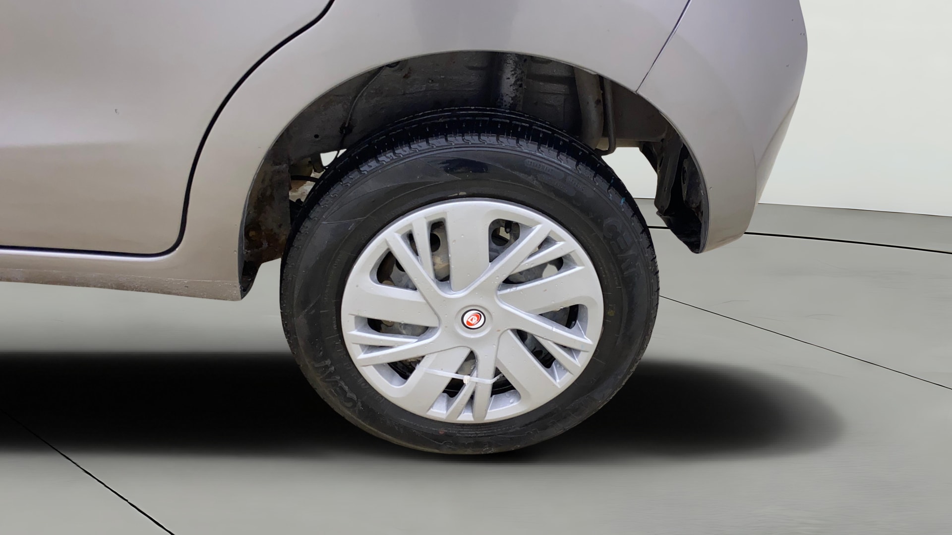 View 2018 Maruti Suzuki 1000 Base Variant Image 11 Used 2018 Maruti Suzuki 1000 Base Variant Image 11