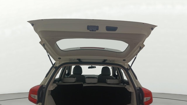 View Mahindra XUV300 Image 16 Used Mahindra XUV300 Image 16