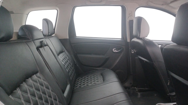 View Renault Duster Image 29 Used Renault Duster Image 29