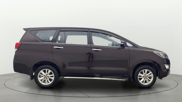 View Toyota Innova Crysta Image 8 Used Toyota Innova Crysta Image 8