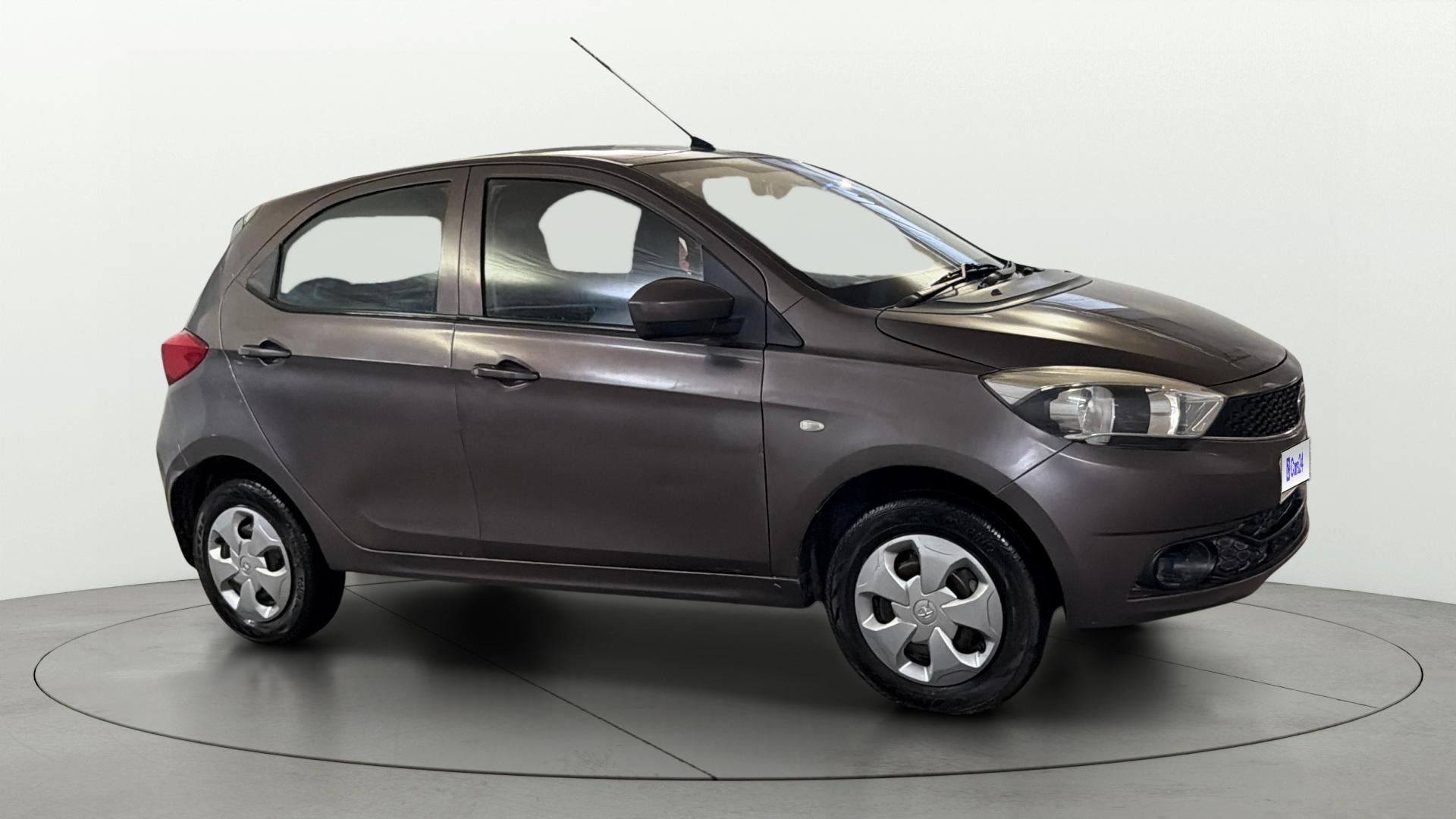 View 2018 Tata Tiago Revotorq XB Image 21 Used 2018 Tata Tiago Revotorq XB Image 21