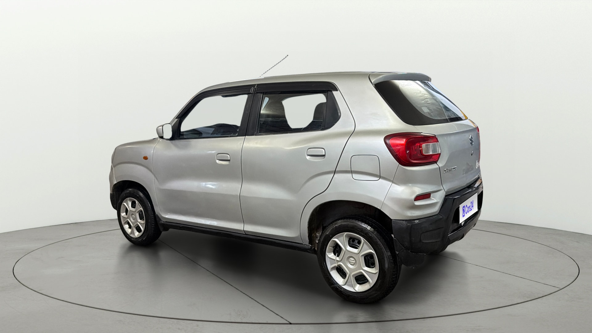 View 2019 Maruti Suzuki 1000 Base Variant Image 2 Used 2019 Maruti Suzuki 1000 Base Variant Image 2