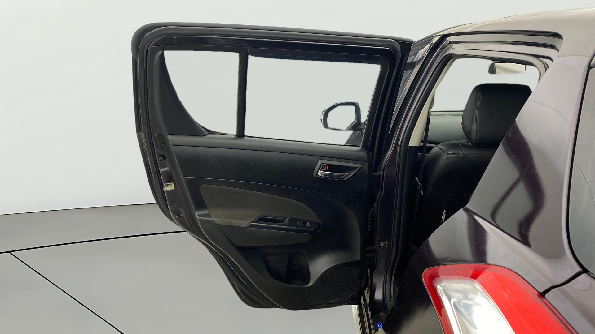 View 2015 Maruti Suzuki 1000 Base Variant Image 22 Used 2015 Maruti Suzuki 1000 Base Variant Image 22