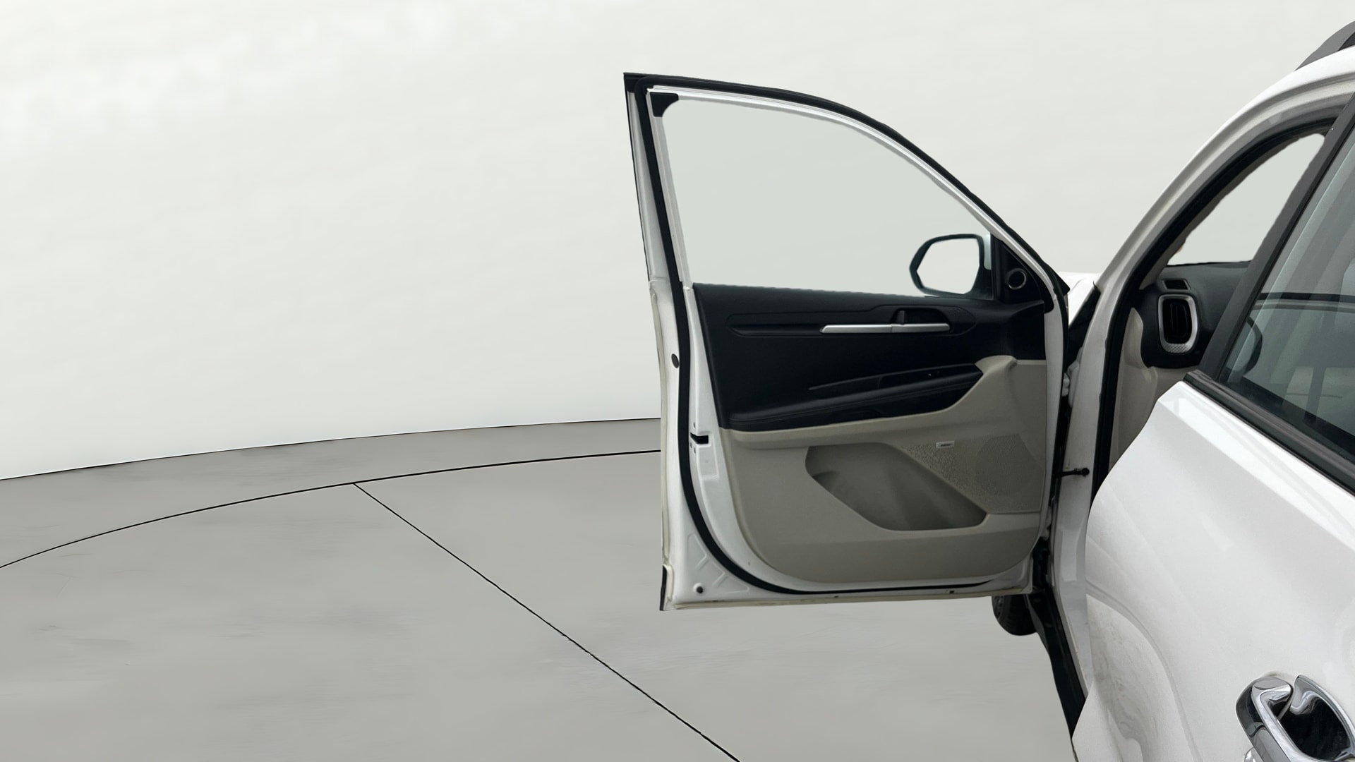 View 2020 Kia Sonet HTX Plus Diesel Image 39 Used 2020 Kia Sonet HTX Plus Diesel Image 39