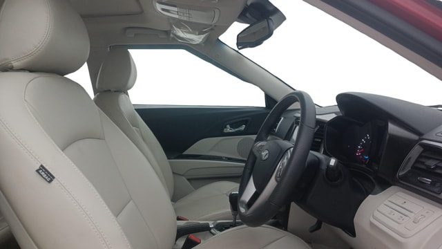 View Mahindra XUV300 Image 18 Used Mahindra XUV300 Image 18