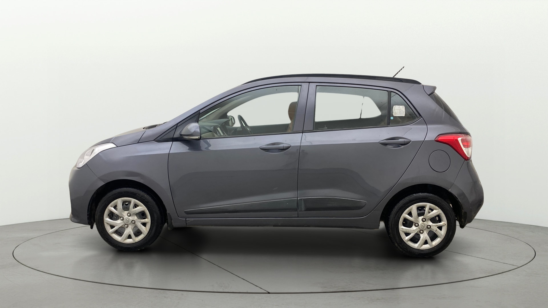 Used 2018 Hyundai Grand i10 Used 2018 Hyundai Grand i10