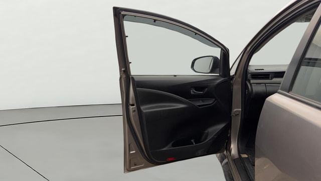View Toyota Innova Crysta Image 39 Used Toyota Innova Crysta Image 39