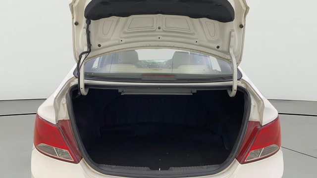 View Hyundai Verna Image 37 Used Hyundai Verna Image 37