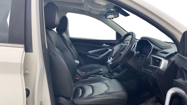 View MG Hector Image 18 Used MG Hector Image 18