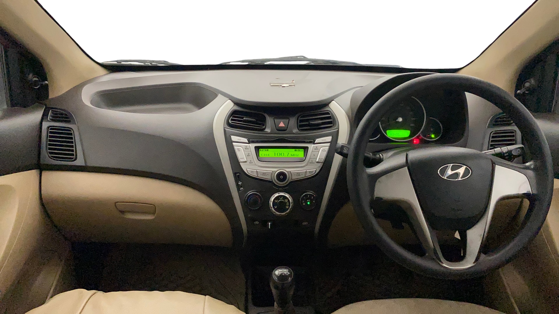 View 2017 Hyundai EON 1.0 Kappa Era + Image 32 Used 2017 Hyundai EON 1.0 Kappa Era + Image 32