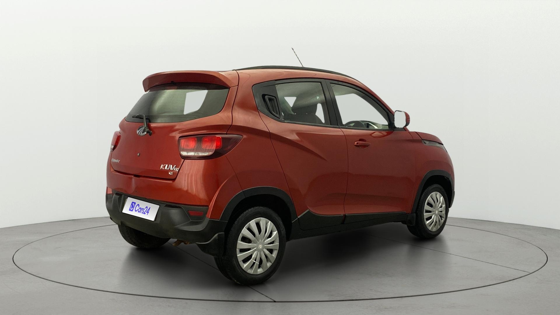 View 2016 Mahindra KUV100 K2 Petrol BS IV Image 42 Used 2016 Mahindra KUV100 K2 Petrol BS IV Image 42