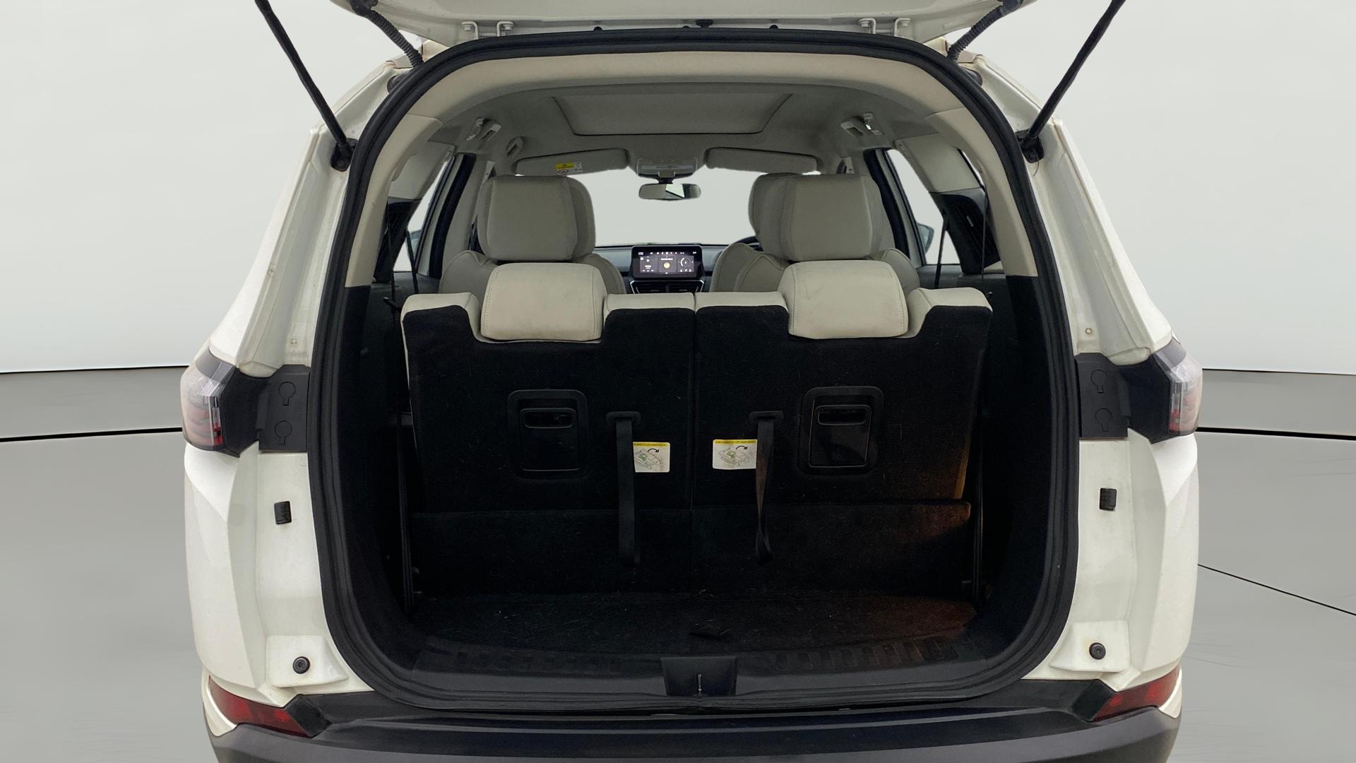 Used 2023 Tata Safari Used 2023 Tata Safari