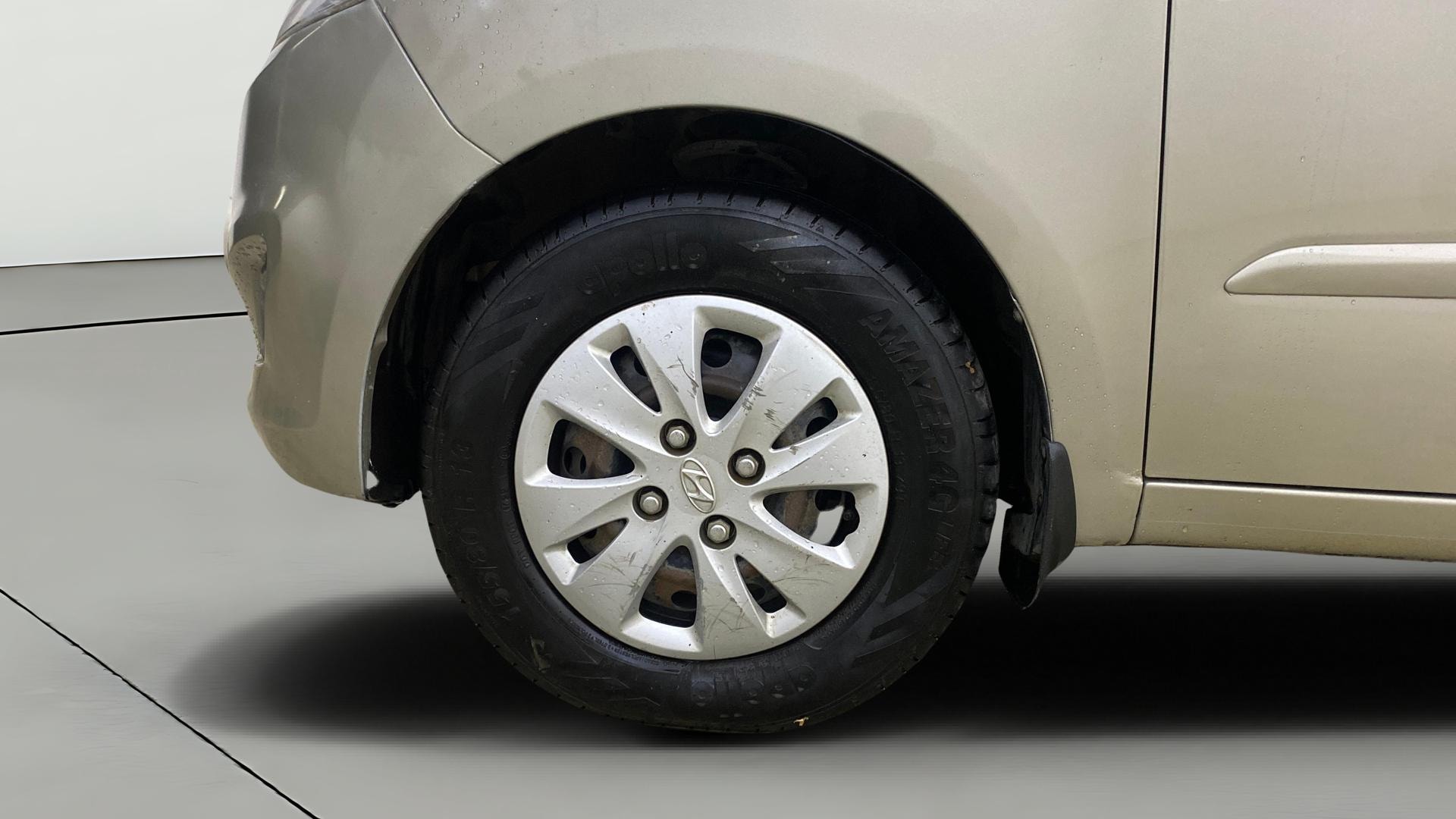 View 2013 Hyundai i10 1.2 Sportz AT Image 27 Used 2013 Hyundai i10 1.2 Sportz AT Image 27