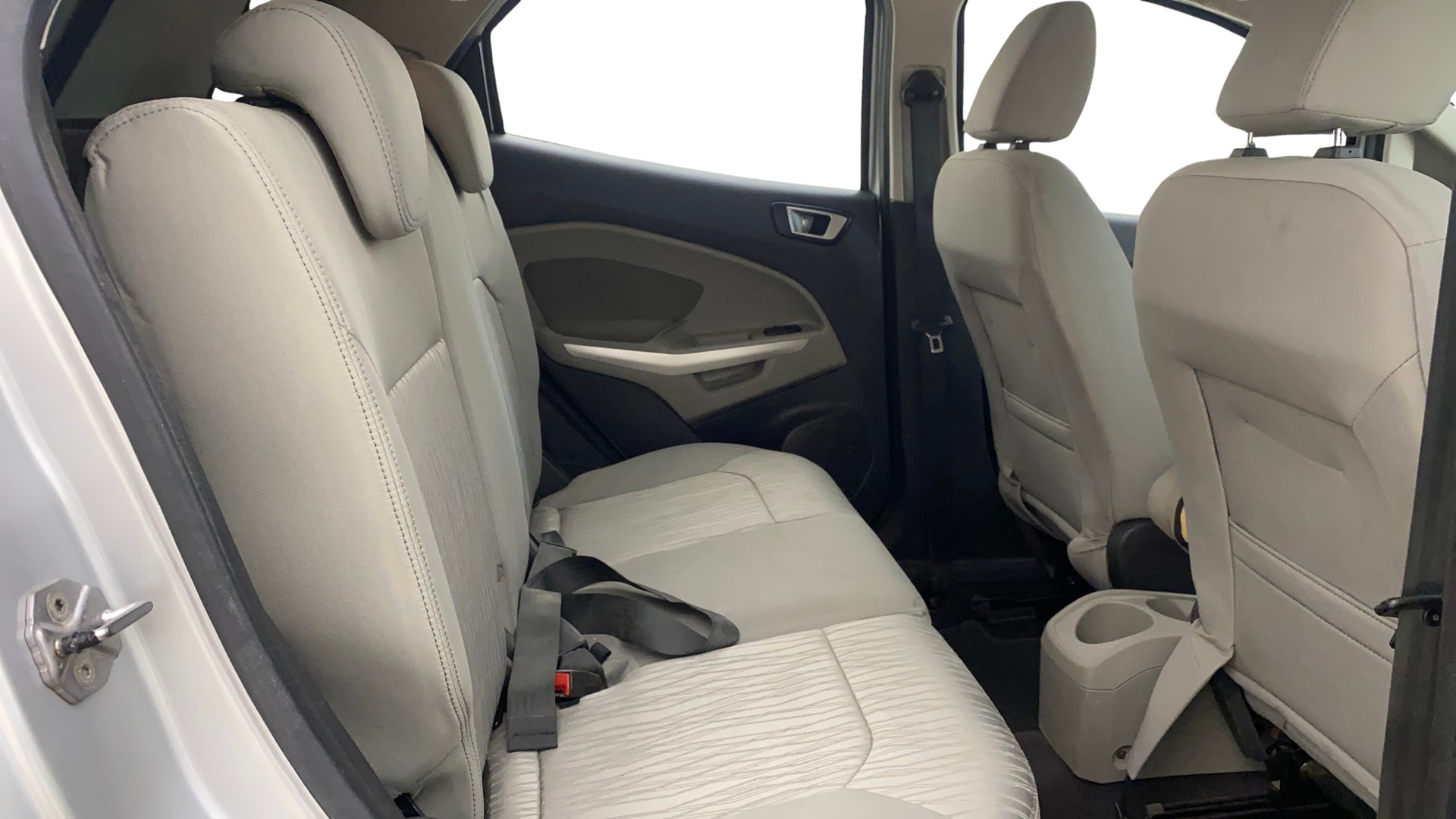 View 2016 Ford EcoSport 1.5 TDCi Diesel Ambiente BS IV Image 28 Used 2016 Ford EcoSport 1.5 TDCi Diesel Ambiente BS IV Image 28