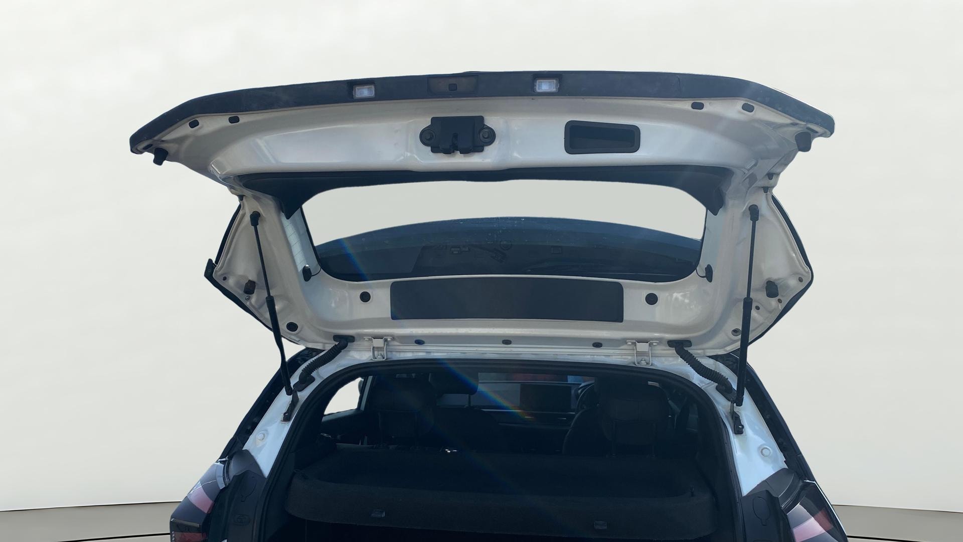 View 2024 Tata Nexon Revotron XE Image 16 Used 2024 Tata Nexon Revotron XE Image 16