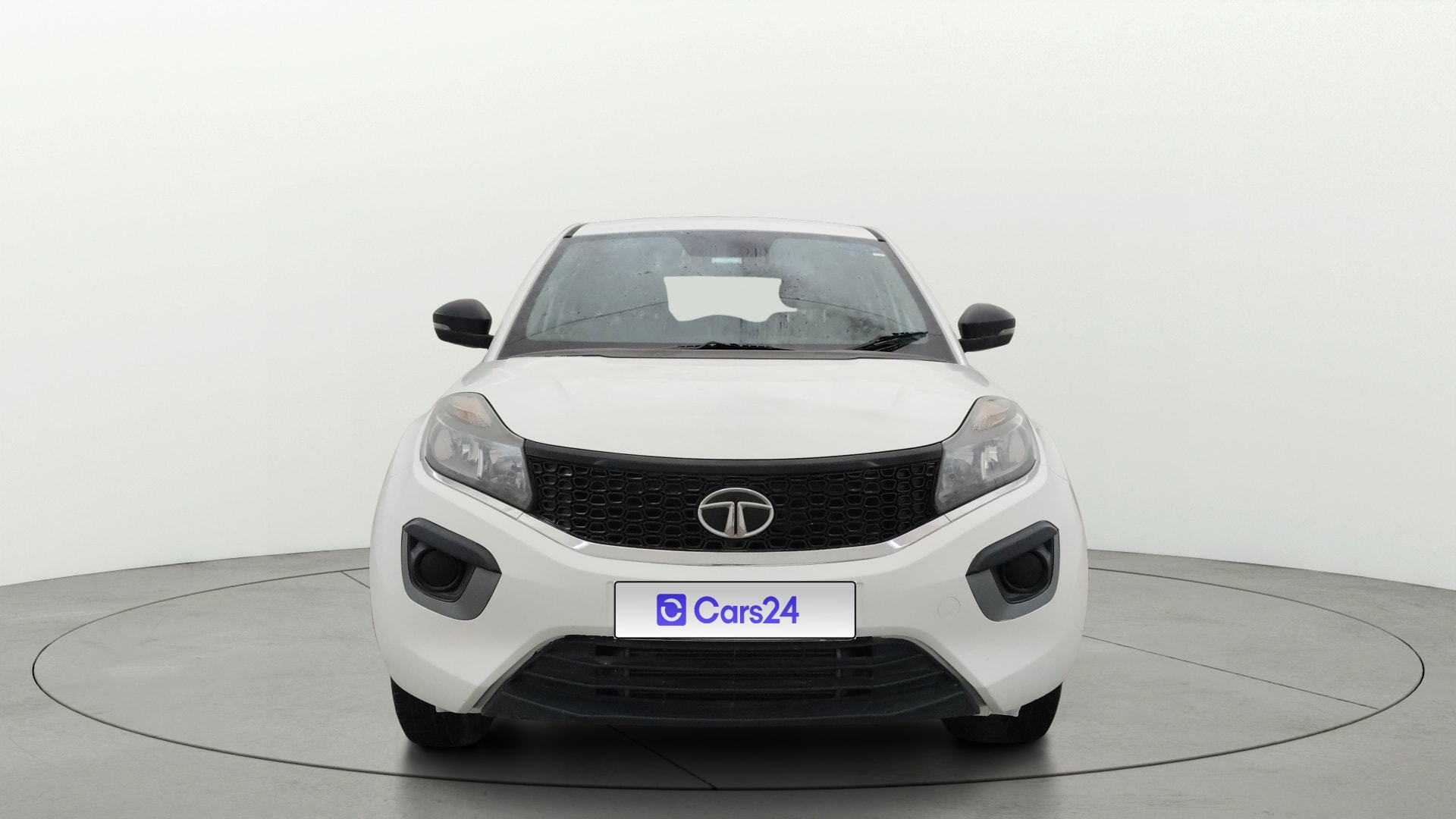 Used 2018 Tata Nexon Used 2018 Tata Nexon