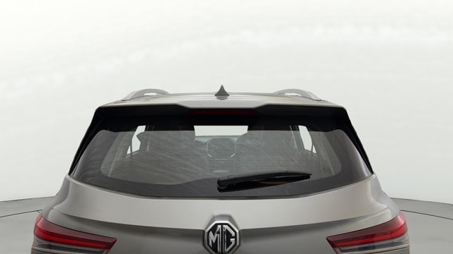 View MG Hector Plus Image 4 Used MG Hector Plus Image 4