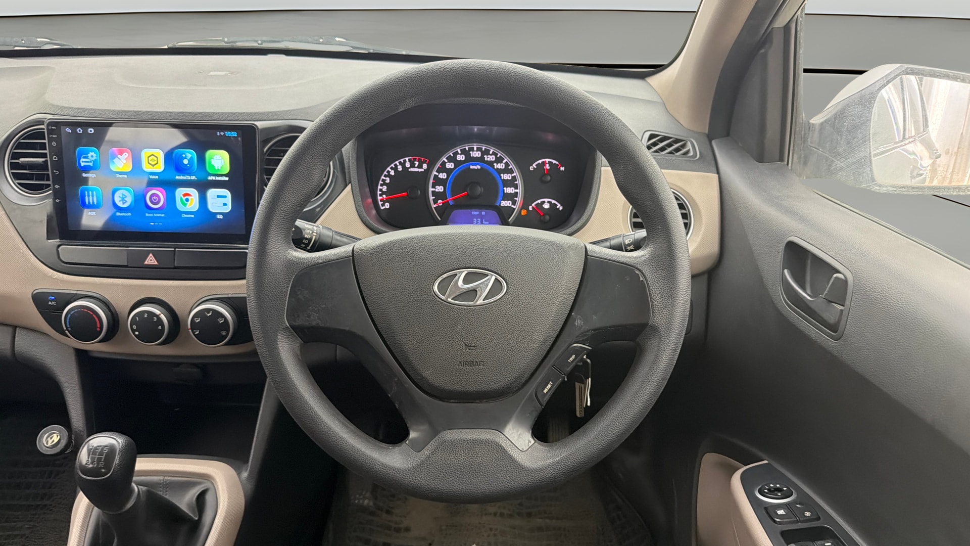 Used 2017 Hyundai Grand i10 Used 2017 Hyundai Grand i10