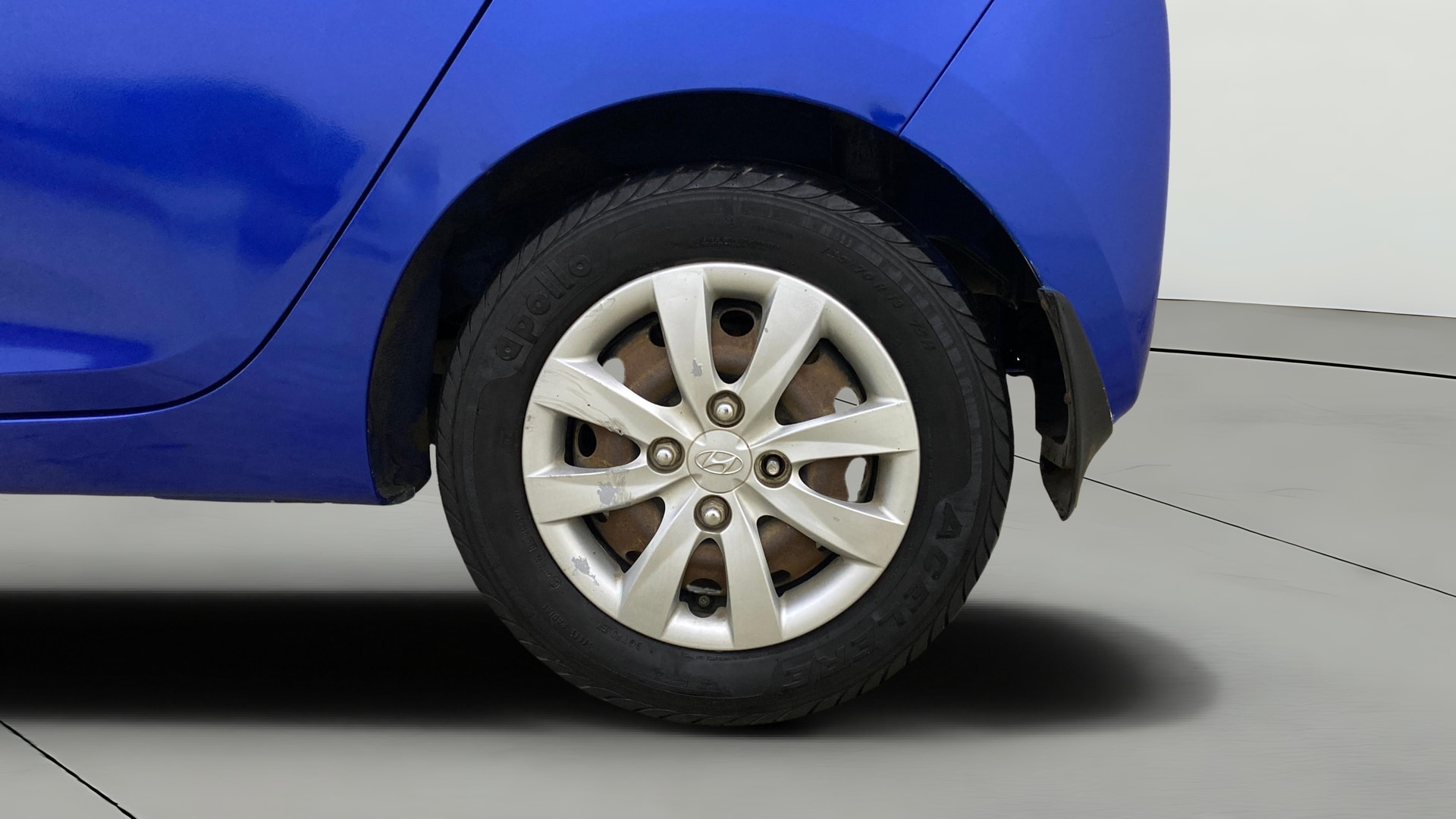 View 2013 Hyundai EON Magna Plus Image 11 Used 2013 Hyundai EON Magna Plus Image 11