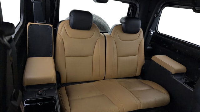 View Mahindra Thar Image 30 Used Mahindra Thar Image 30