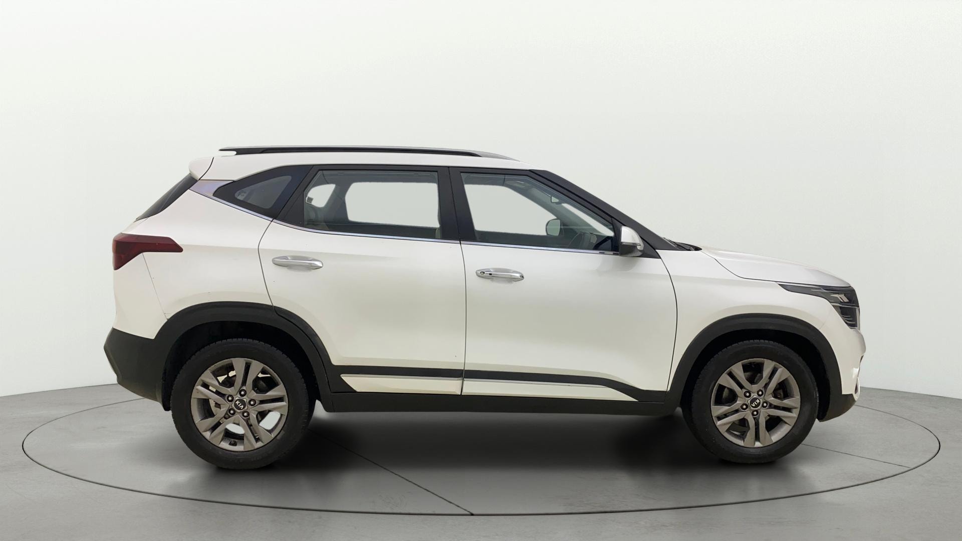 View 2019 Kia Seltos HTX Diesel Image 28 Used 2019 Kia Seltos HTX Diesel Image 28